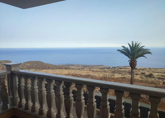 Villa Cruces